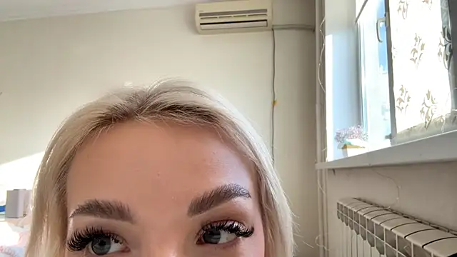 PinkyNatty webcam