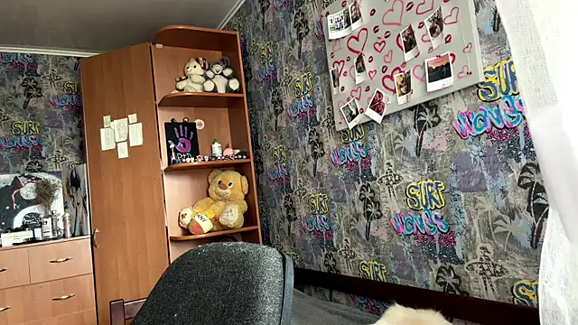 HoneyKittyk webcam