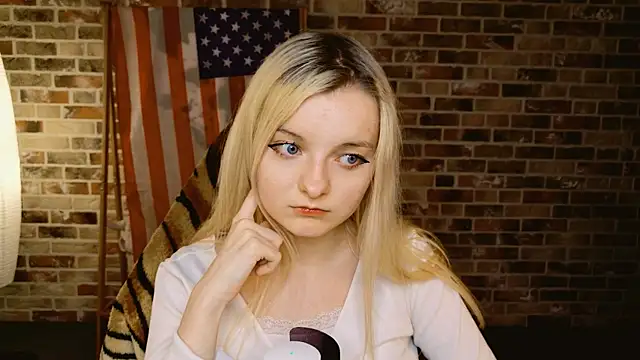 Angela_Bunny webcam