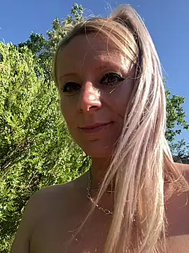 LaMadrina006 webcam