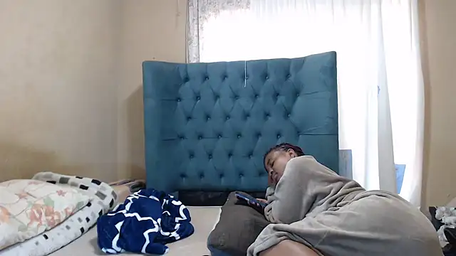 EbonyEssence webcam