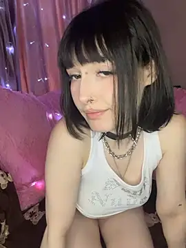 virusDoll webcam