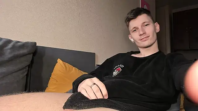 Kevin_Hornyyy webcam