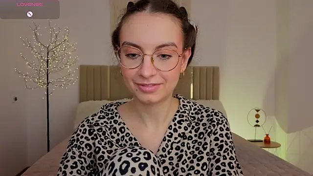 Real_cutie1 webcam