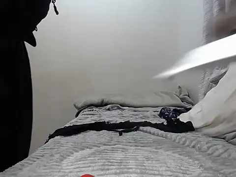 KinkyJXxX webcam