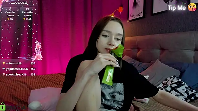 Lesi_Moonie01 webcam