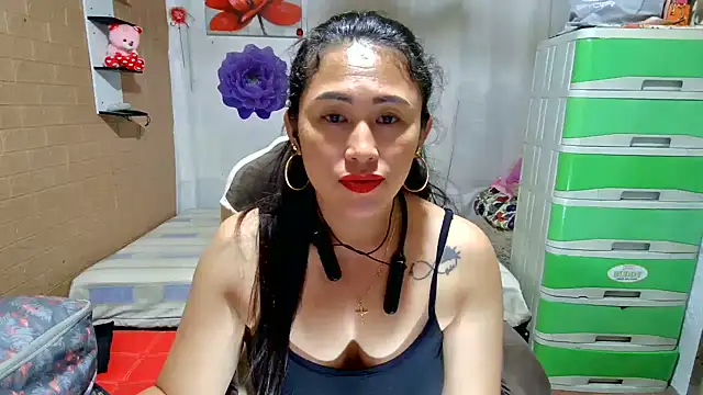 Filipina_Desire webcam