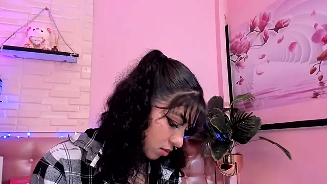 Aronandmoli69 webcam