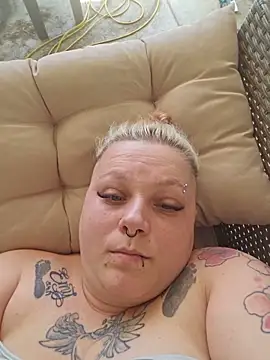 Lady_Peggi webcam