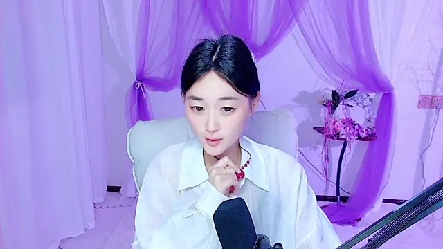 Tili_Lucky webcam