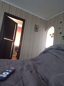 BustyBlond webcam