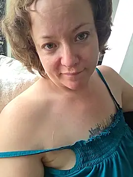julimonroe webcam