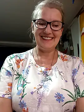 irinamaux live cam