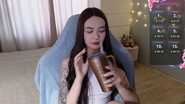 kate_leoo webcam