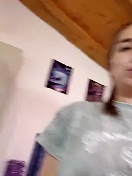 Iris_love18 webcam