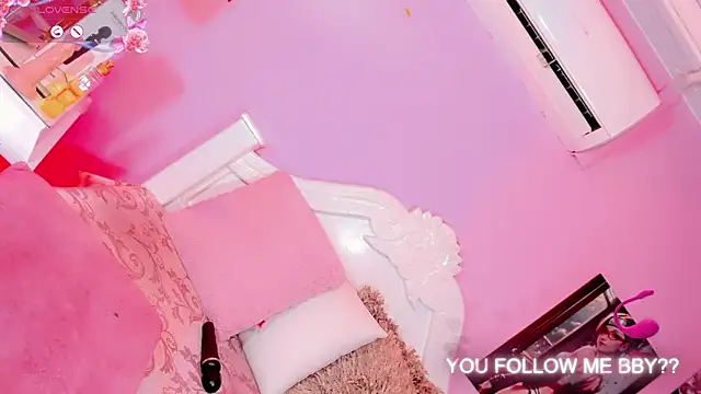 Jadee_Ariell live cam