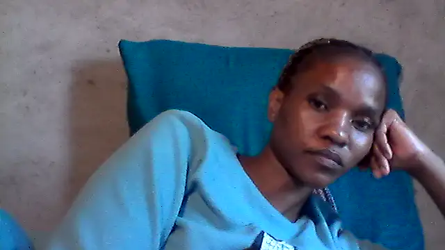 sexybigass31 webcam