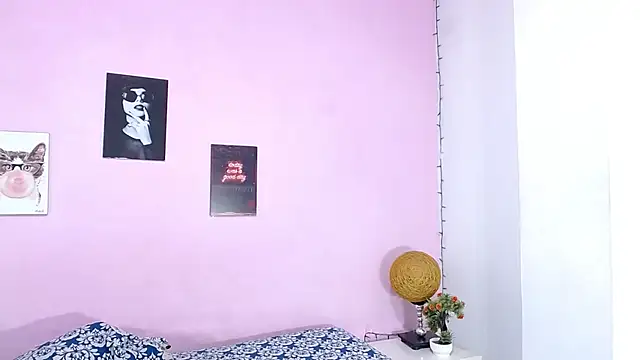 Jules_zzz live cam