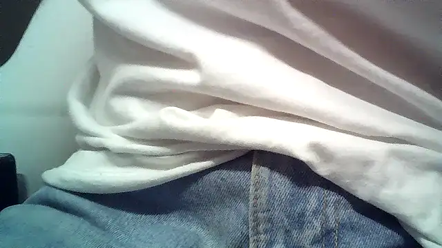 elegantblack webcam