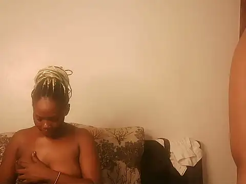 sexybaddies20 webcam