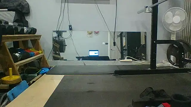 Bloopers66 webcam