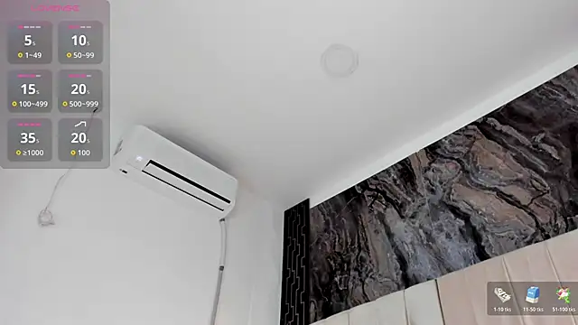 sarita_rouzze webcam