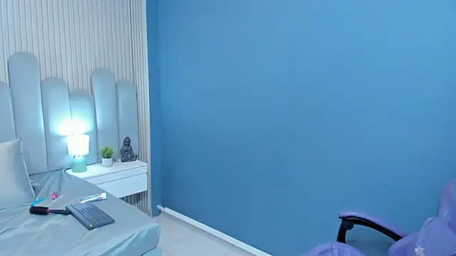 luly_dreams webcam