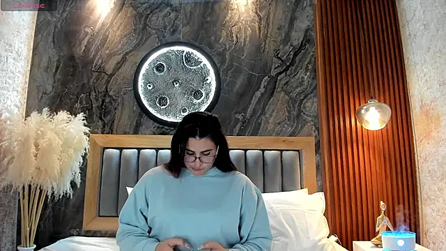 BellaPeers_ webcam