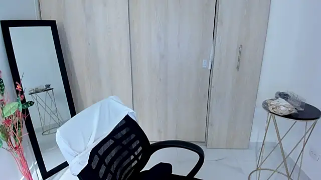 Adele_Sweett webcam