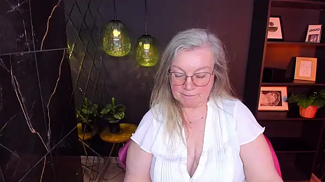 NataliMellow webcam