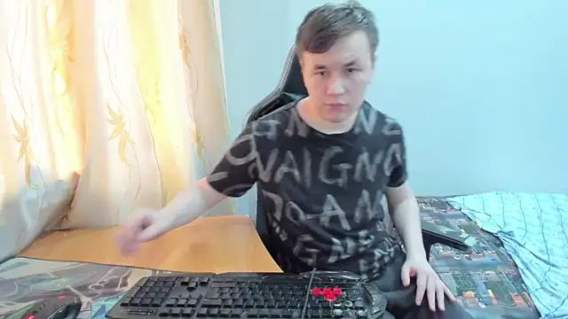 iliaskrislove - Iliaskrislove's free webcam - UK Sex Cams
