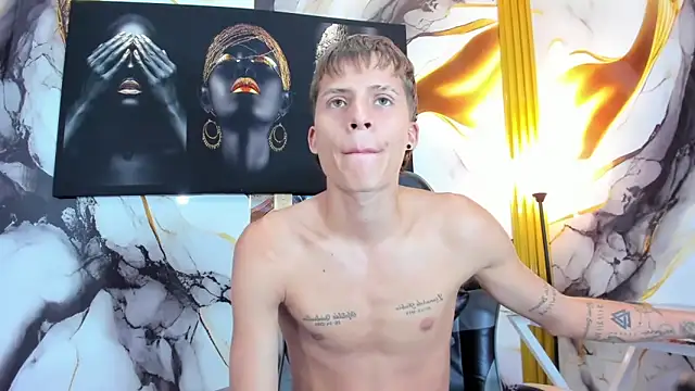 mono_blonde (M twink) - kiss my chest