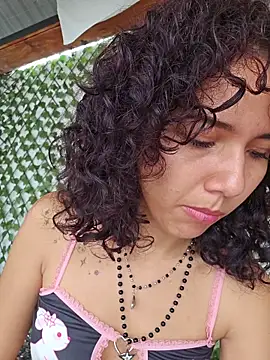 Isabella_Stark webcam