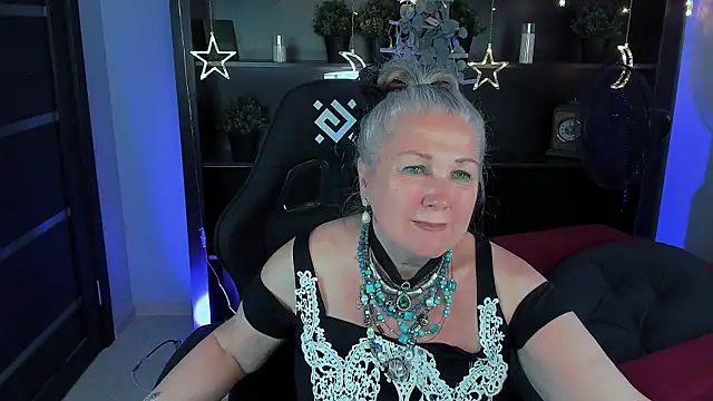LilaMaharani webcam