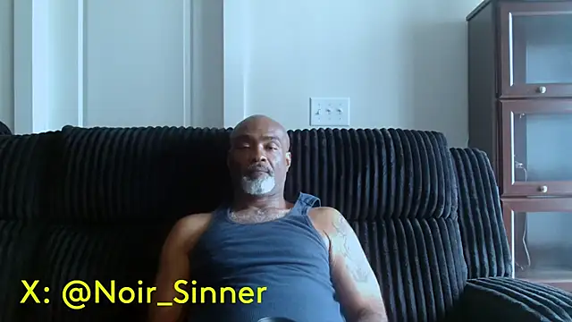 sinnernoir (M mature) - naked