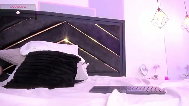 april_jones05 webcam