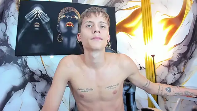 mono_blonde (M twink) - kiss my chest