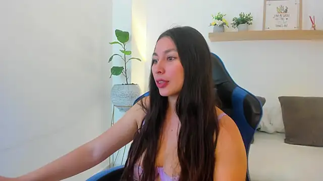 bella_99_ webcam