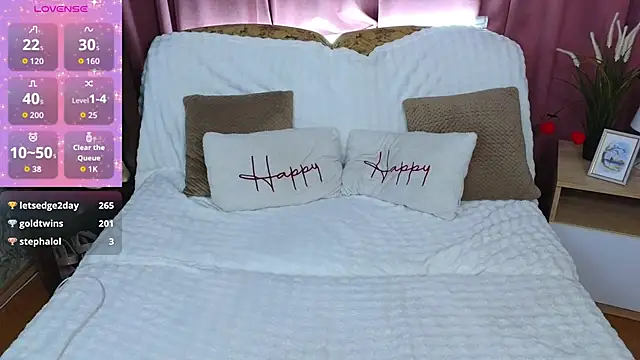 EmilyCuper_ webcam