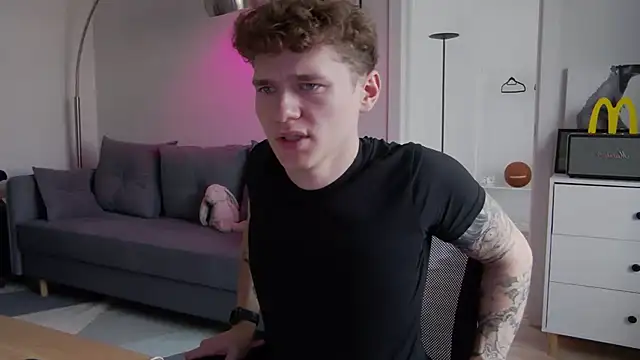 danydavis (M twink) - happy day