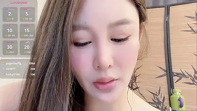 camille-w webcam
