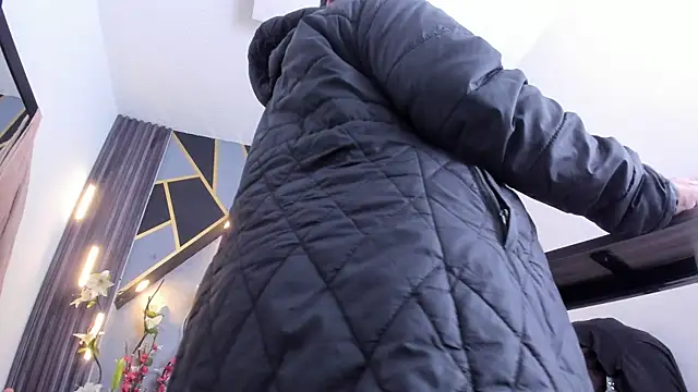 brigittemiller (F milf) - oil in my ass +spanking+fingers