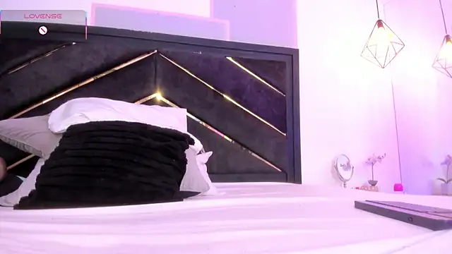 april_jones05 webcam