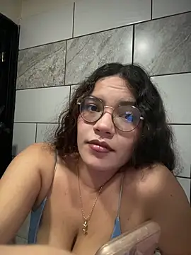 dakotaa_ls (F teen) - Flash Tits🍒