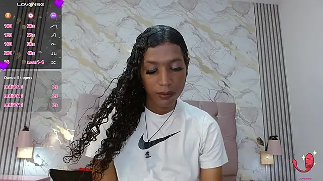 Mia_Hiills webcam