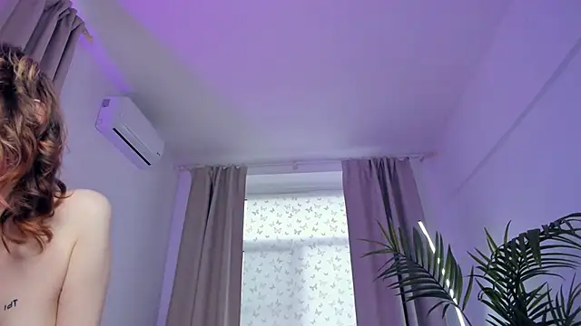 EstellaZion webcam