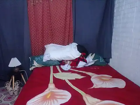 BriannaCruz24 live cam