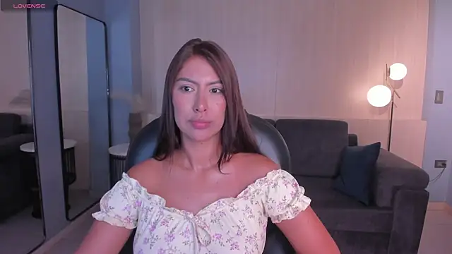 ArianaDumont webcam