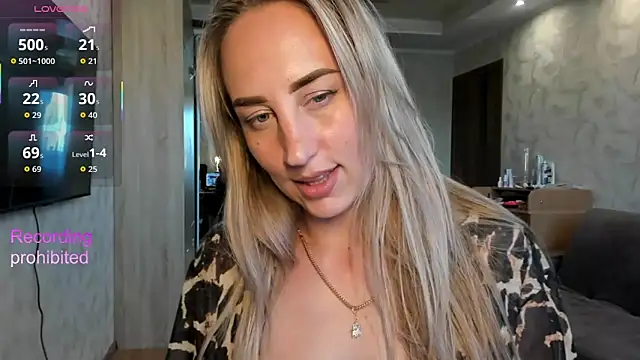 lady_Nati webcam