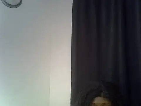 Luna_en_Gee webcam